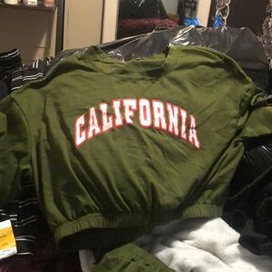 Cali set crop top and shorts